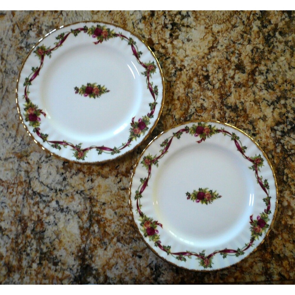 Royal Albert Old Country Roses Holiday Ribbons 2 Salad Dessert Plates 8" England